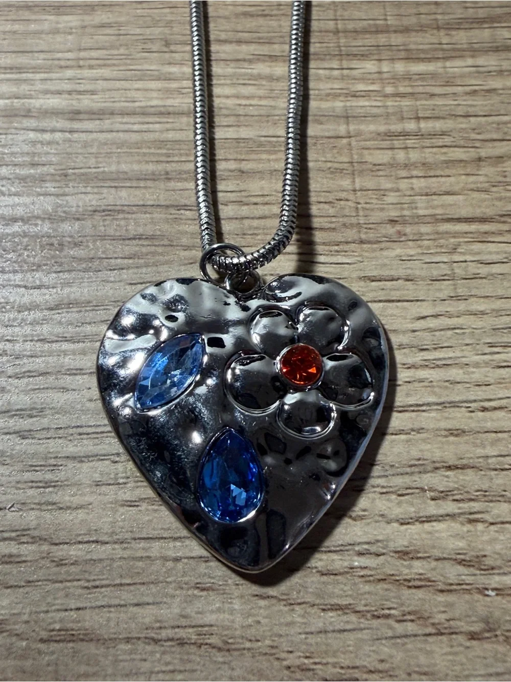 paparazzi Silver Heart Pendant Necklace with Blue and Red Accents - Picture 2 of 4